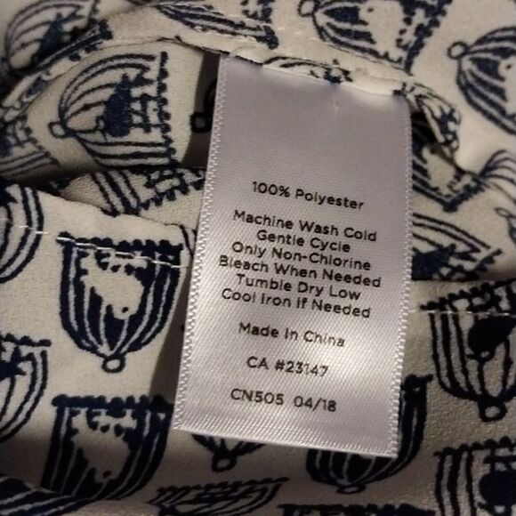 Talbots Women   Cream & Blue Birdcage  Long Sleeves Blouse SizeL - Picture 9 of 13